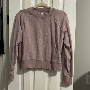 pinkish lululemon size 8 cropped crewneck